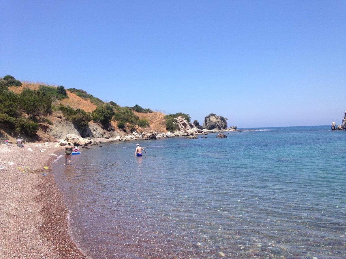 Pervolaris Cottages 2 Γουδί Εξωτερικό φωτογραφία